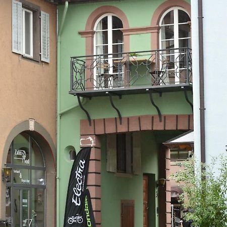 Ferienwohnung Im Historischen Stadttor Staufen im Breisgau Exterior photo